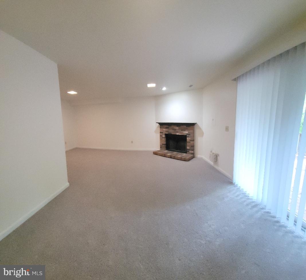 BALLANTRAYE - Residential Lease