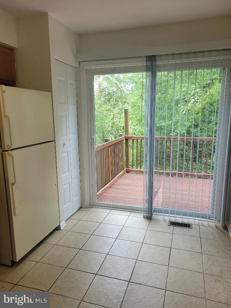 BALLANTRAYE - Residential Lease