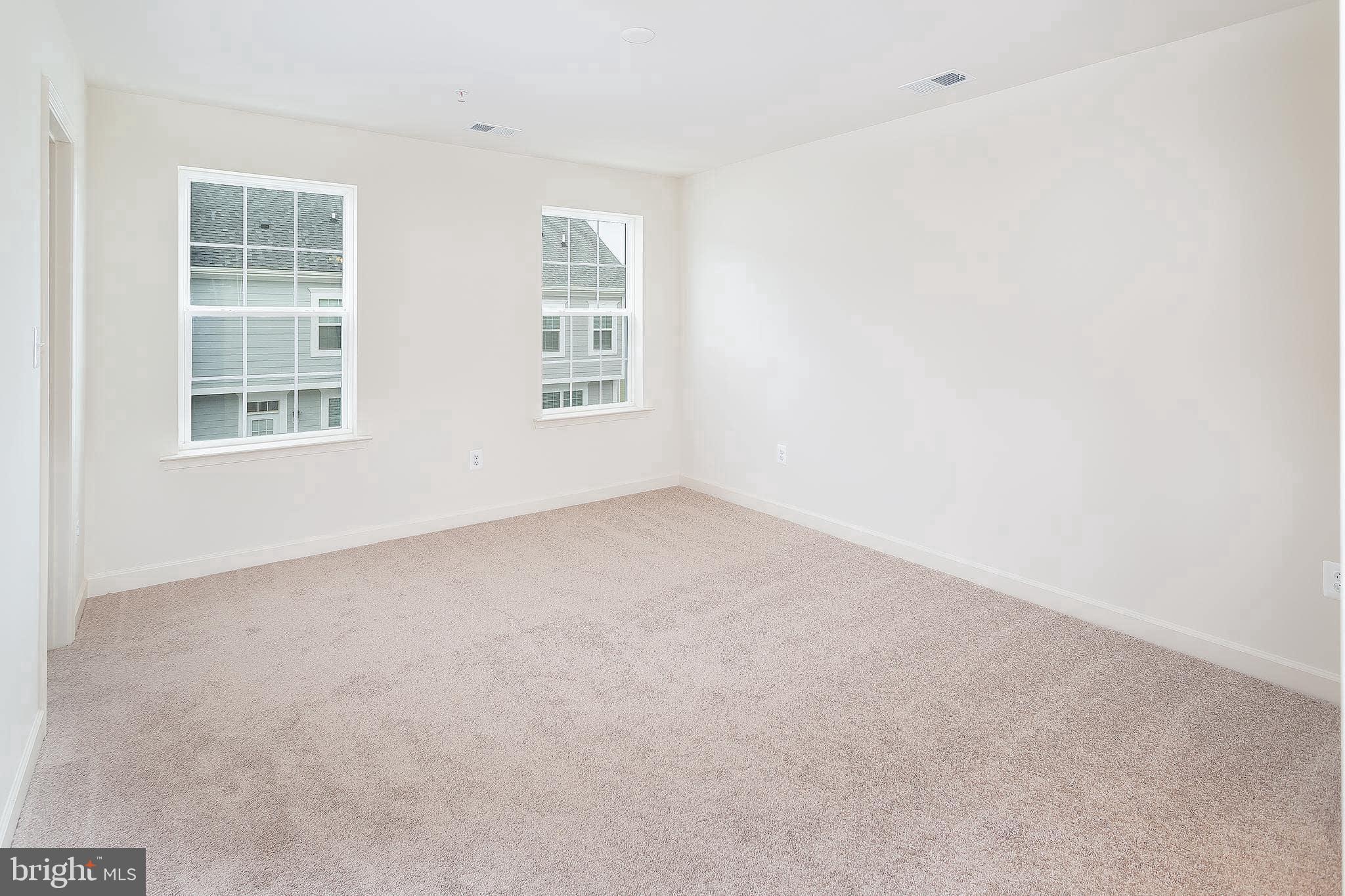 STEEPLECHASE - Residential