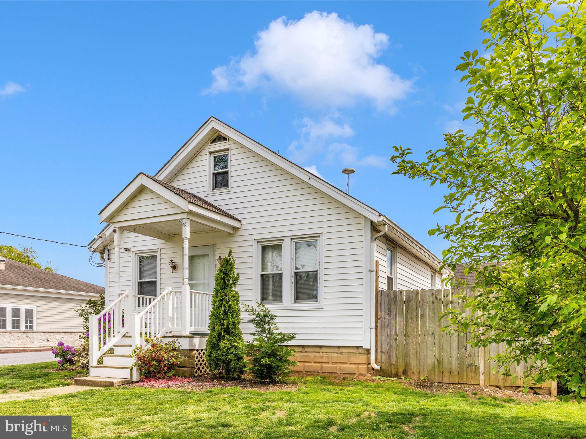 OLNEY OUTSIDE - Commercial Sale