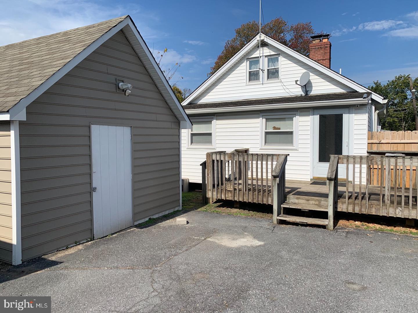 OLNEY OUTSIDE - Commercial Sale