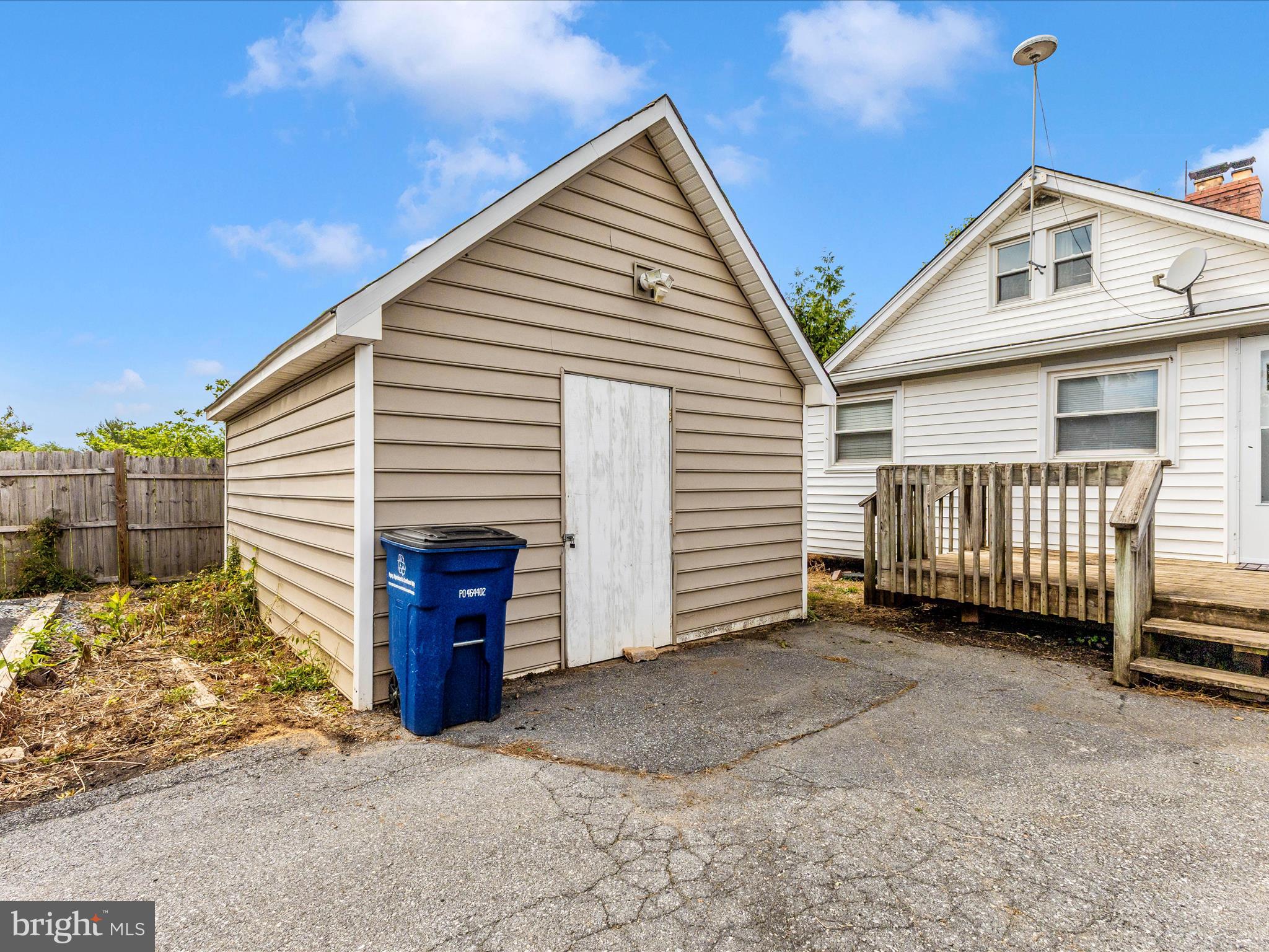 OLNEY OUTSIDE - Commercial Sale