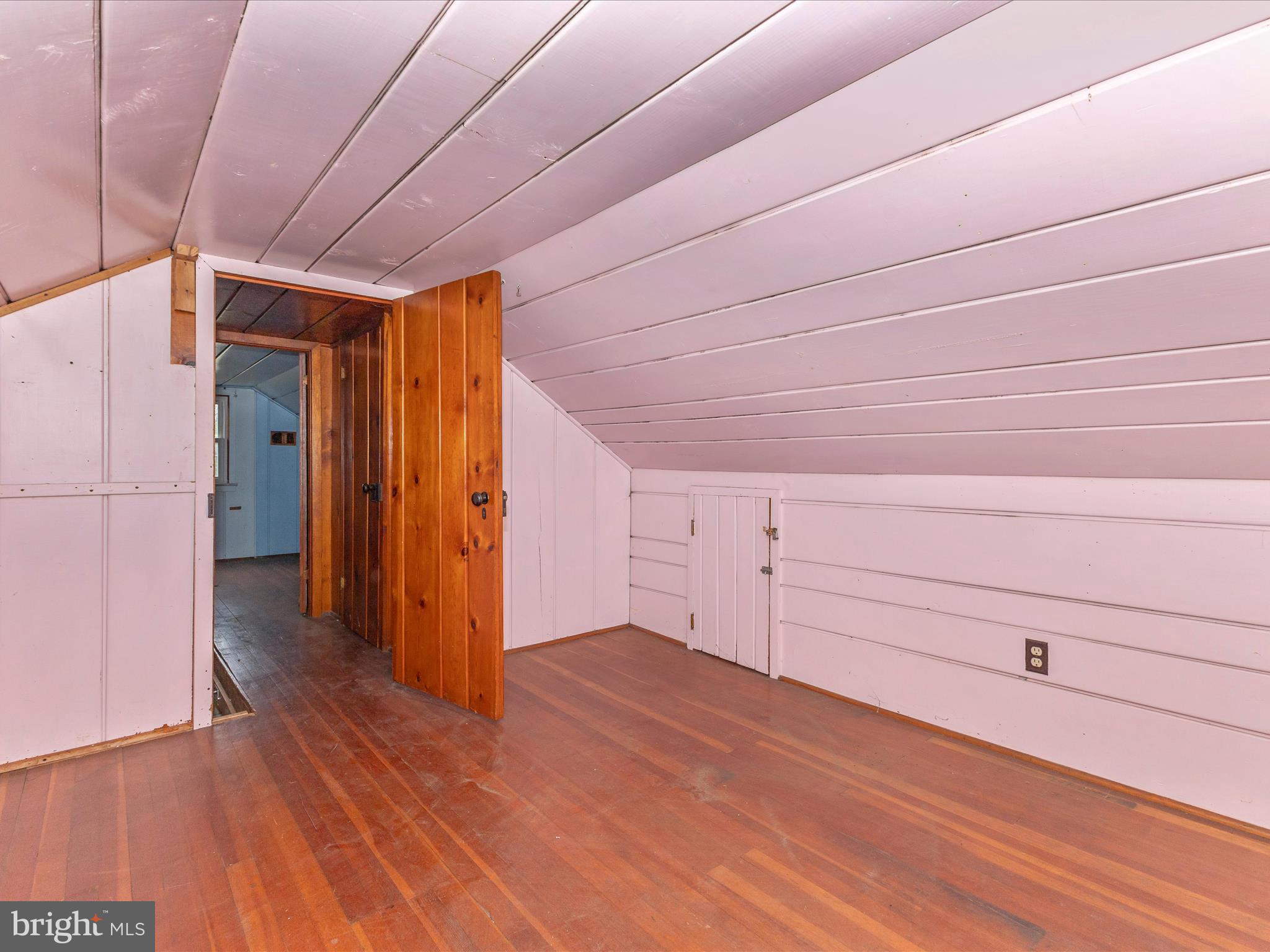 OLNEY OUTSIDE - Commercial Sale