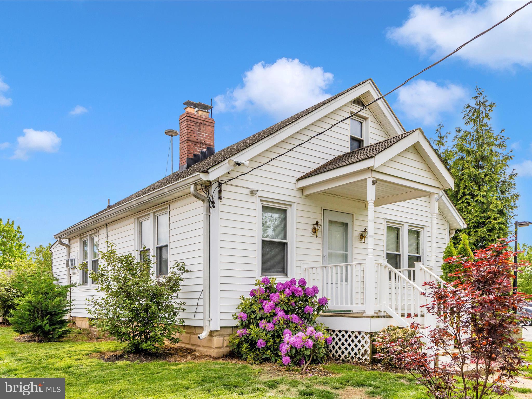 OLNEY OUTSIDE - Commercial Sale