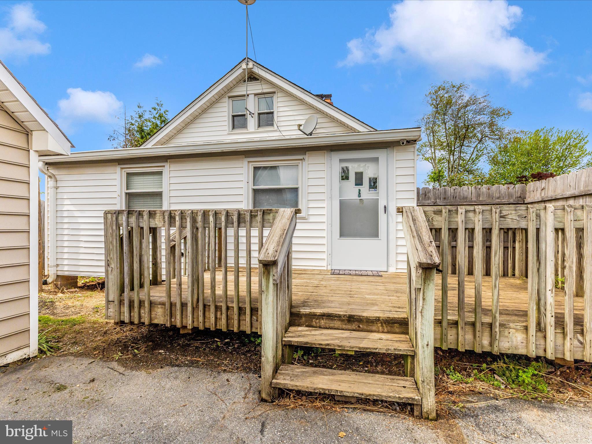 OLNEY OUTSIDE - Commercial Sale