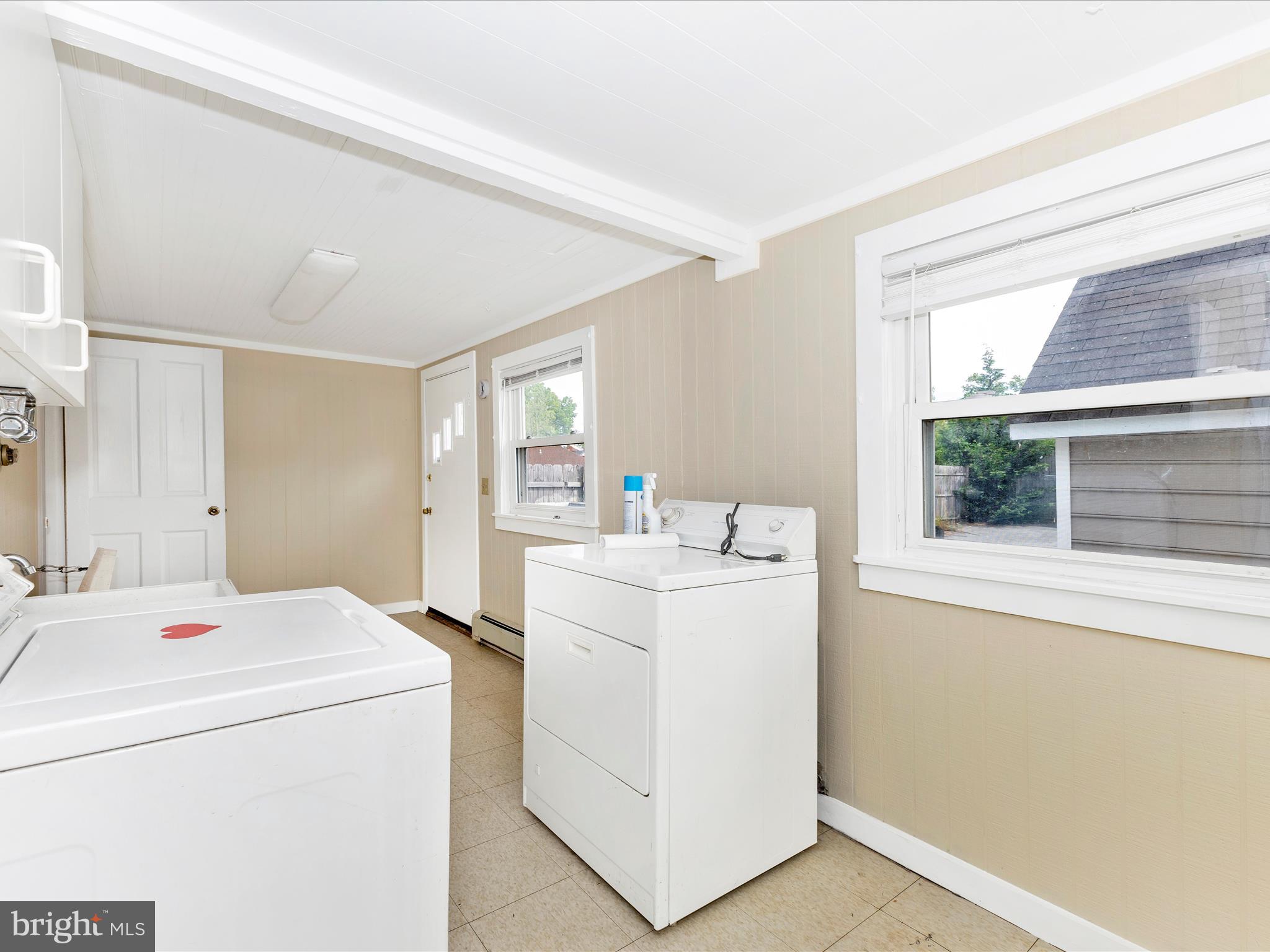 OLNEY OUTSIDE - Commercial Sale