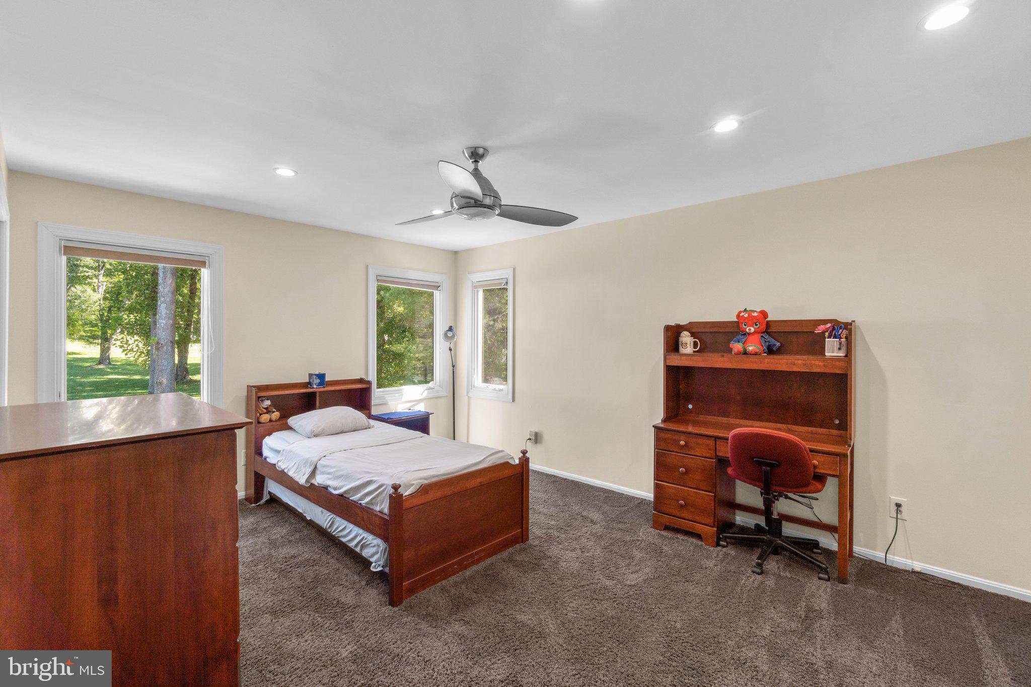 COLESVILLE PARK - Residential