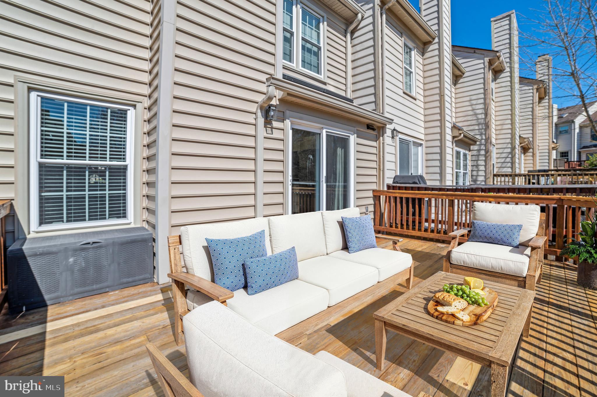 POTOMAC GROVE - Residential