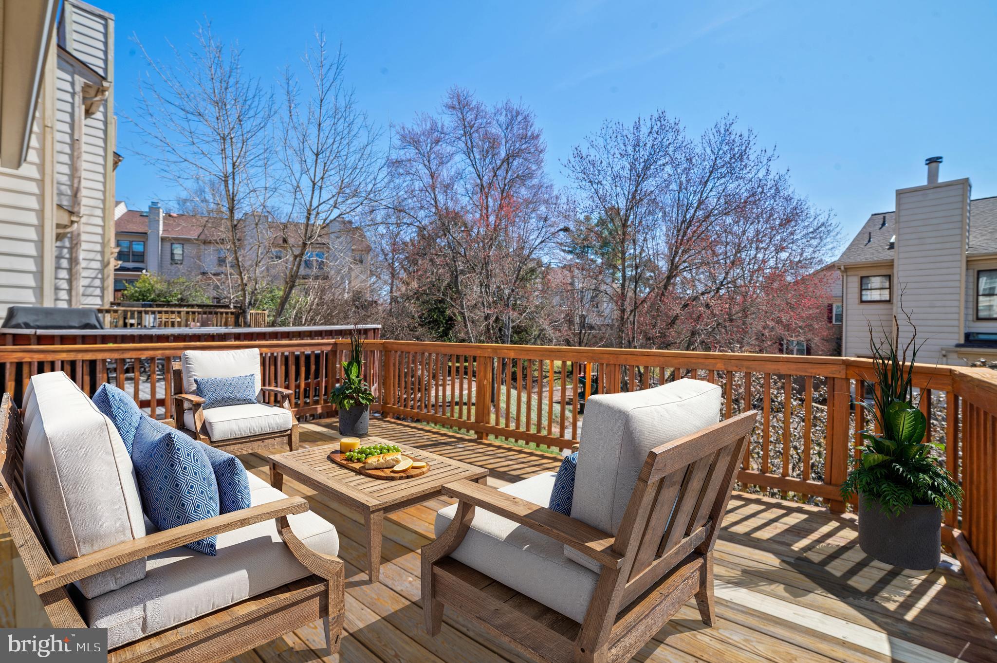 POTOMAC GROVE - Residential