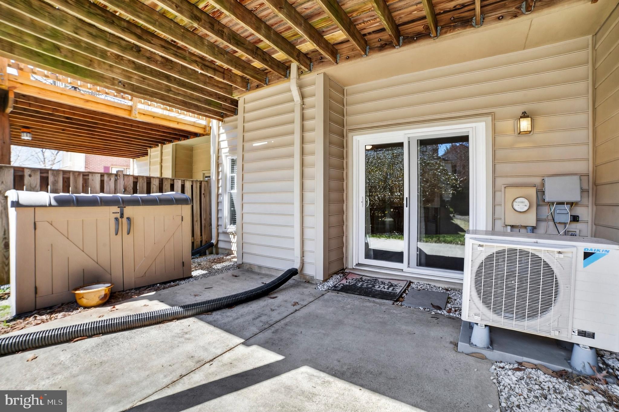 POTOMAC GROVE - Residential