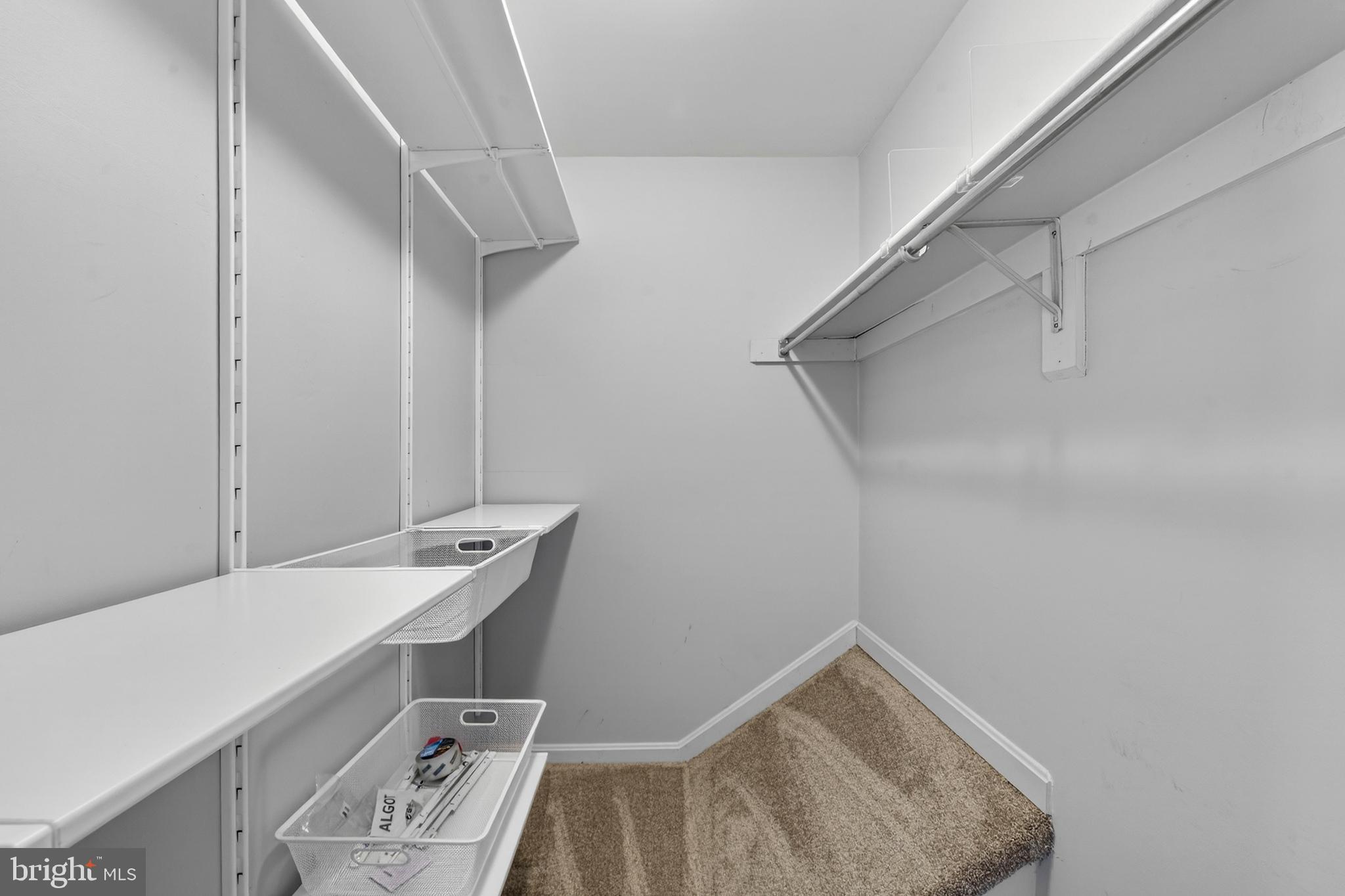 POTOMAC GROVE - Residential