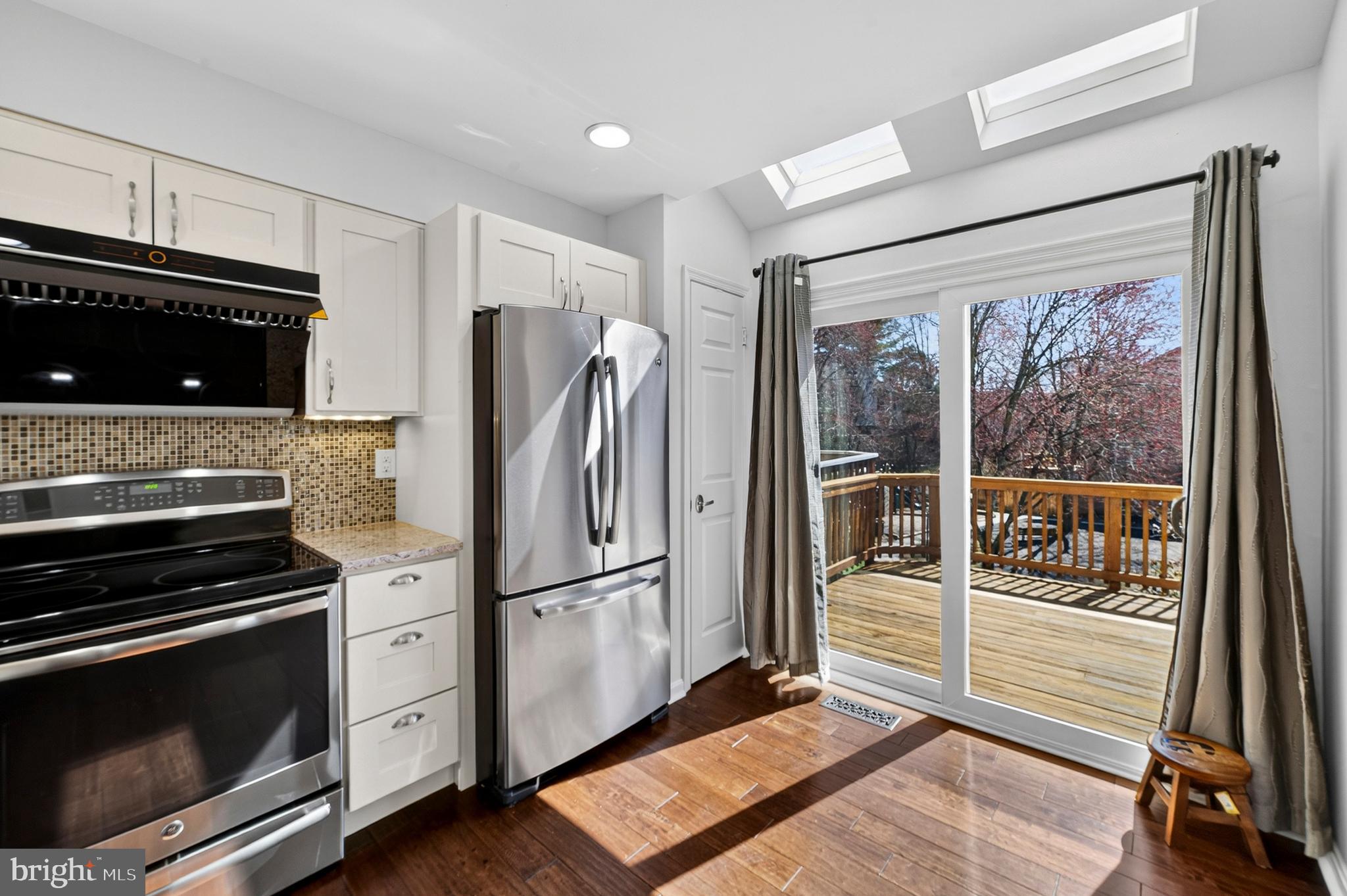 POTOMAC GROVE - Residential