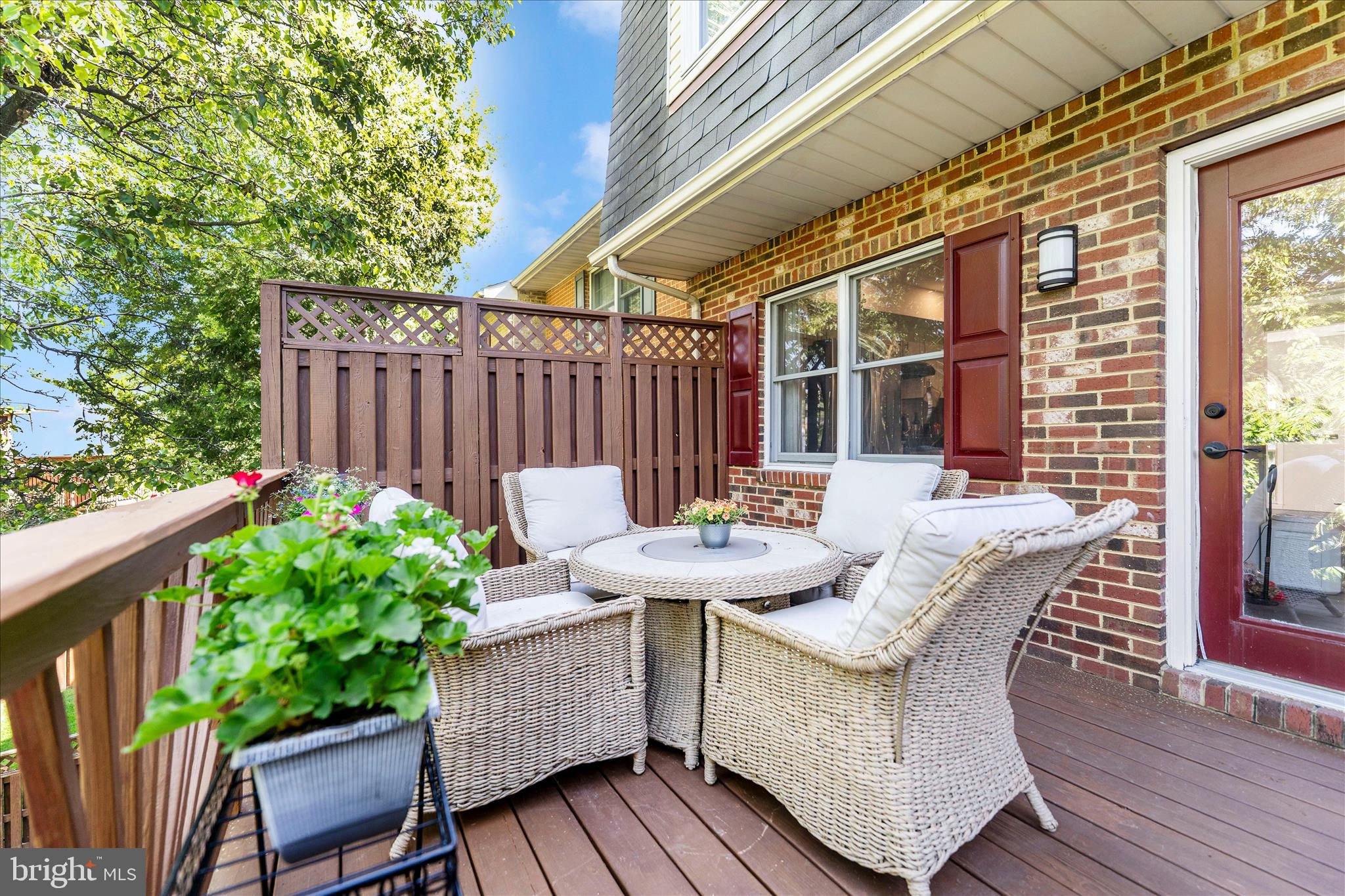 NORTH GATE TOWNE HOMES - Residential