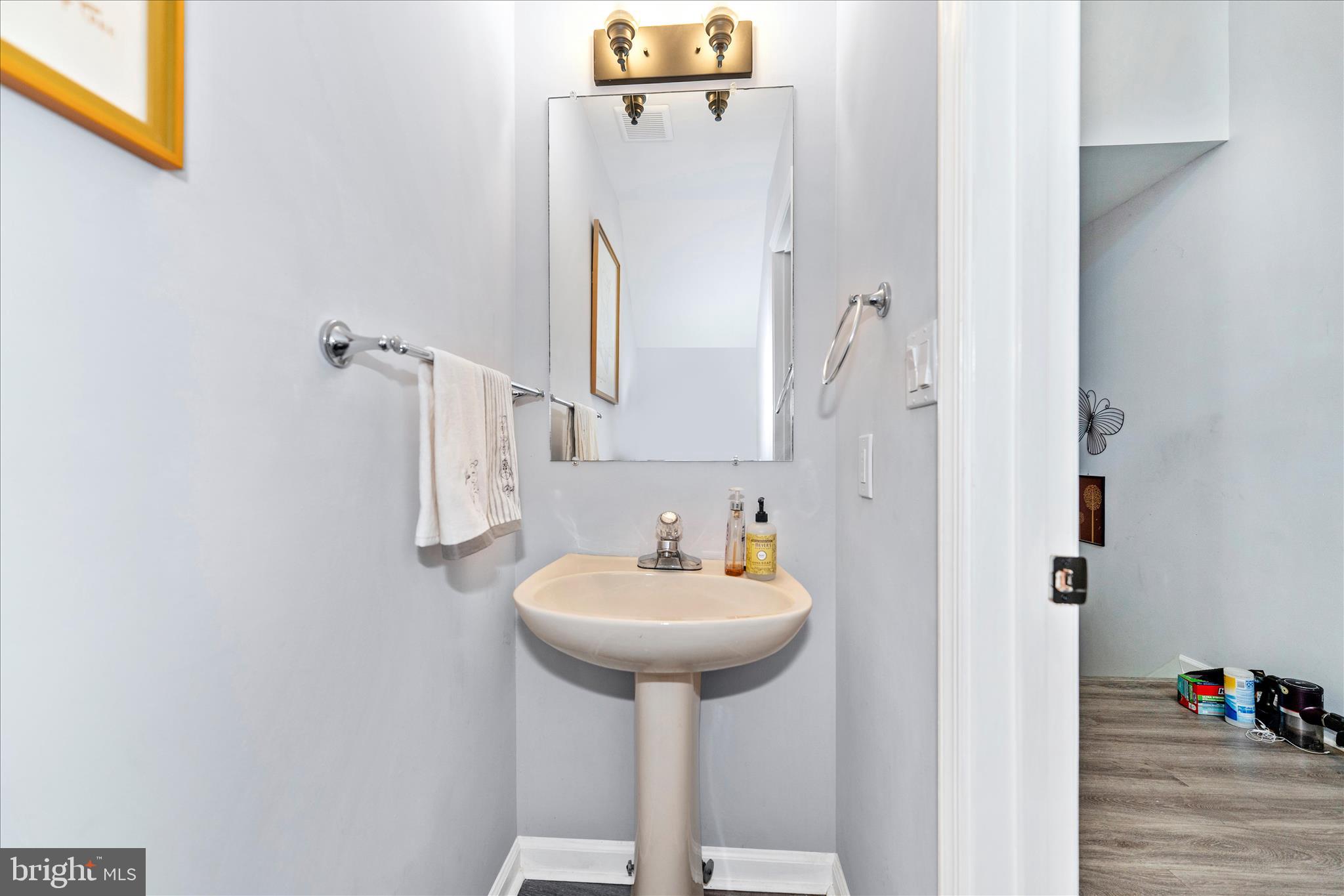 NORTH GATE TOWNE HOMES - Residential