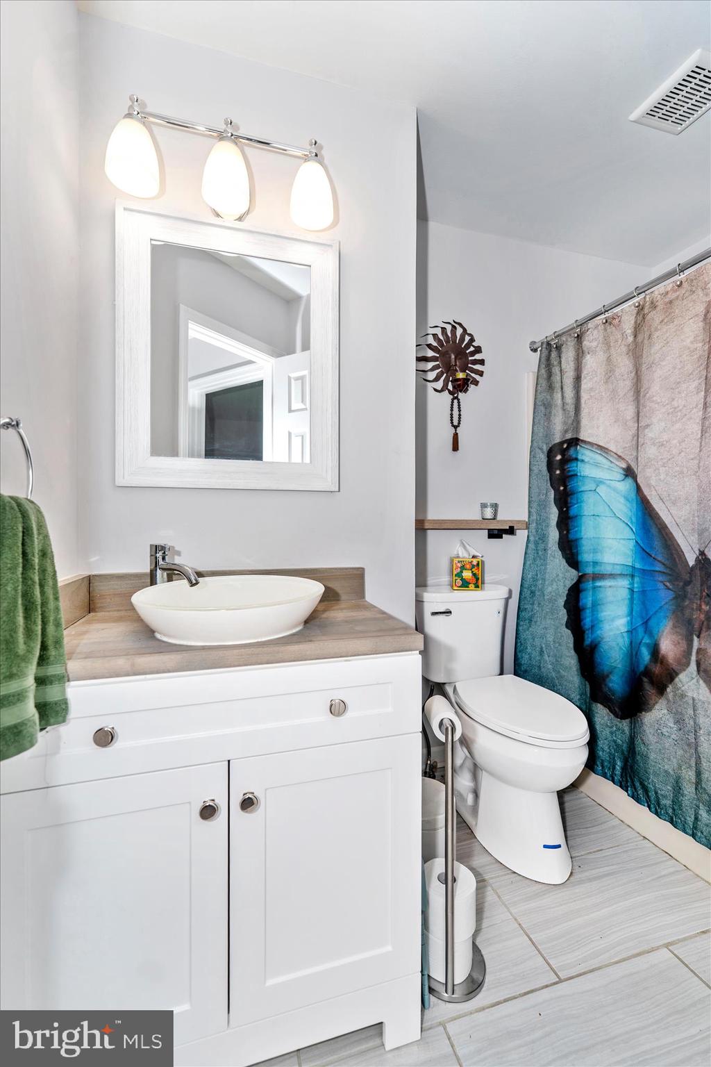 NORTH GATE TOWNE HOMES - Residential