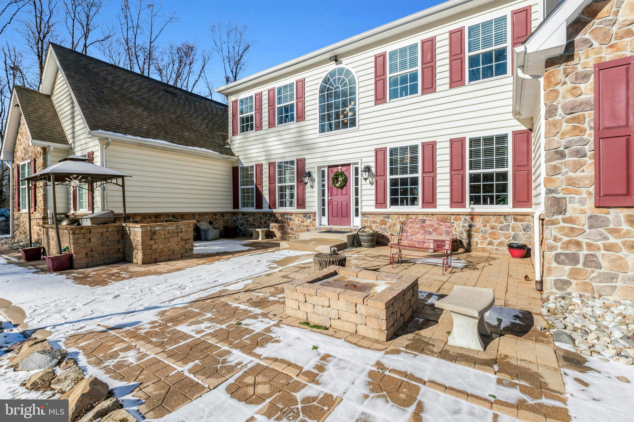 1752 CLARION LANE