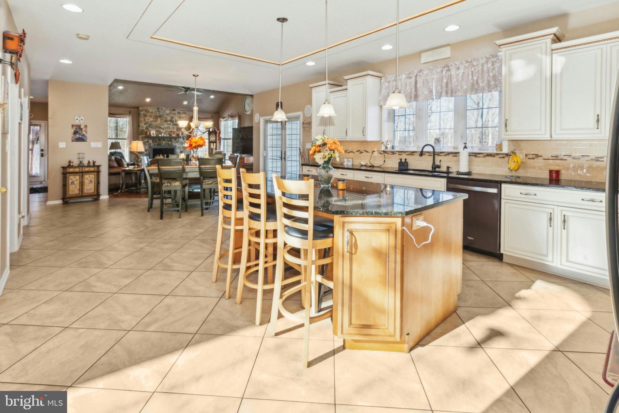 1752 CLARION LANE