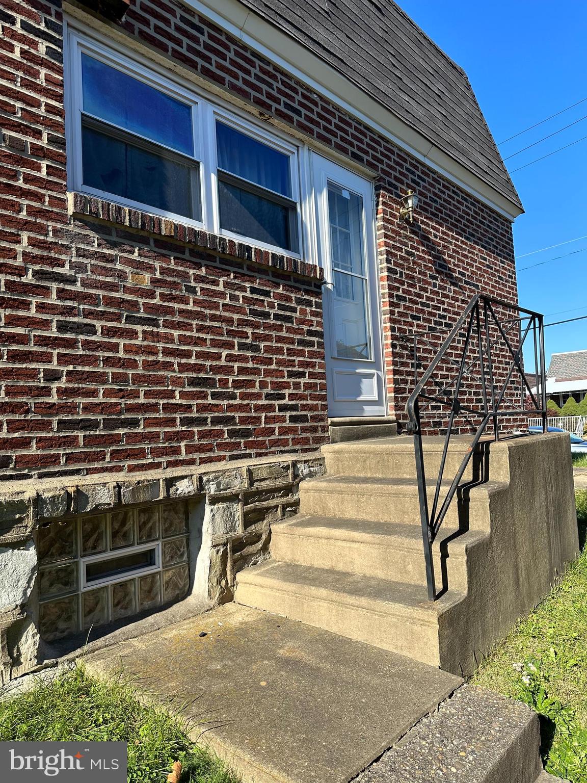 HOLME CIRCLE - Residential
