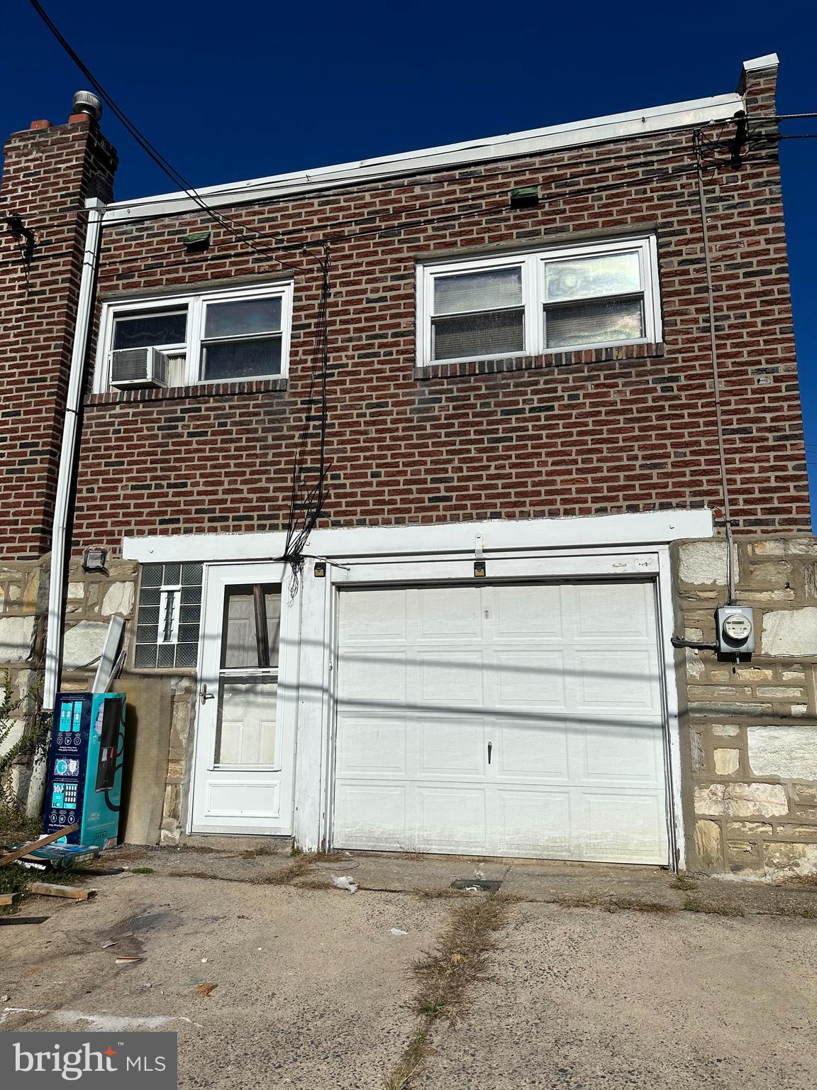 HOLME CIRCLE - Residential
