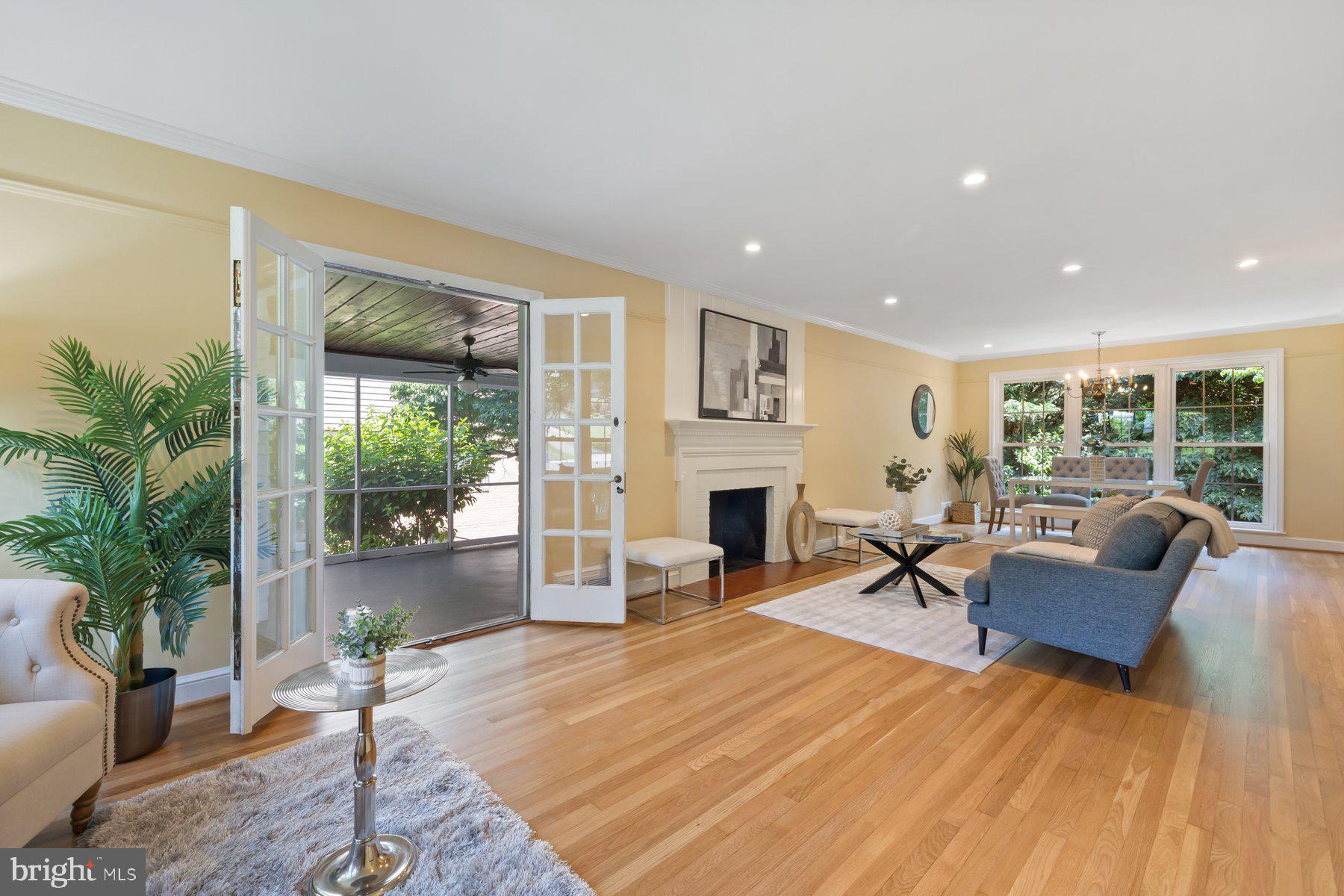 PARKWOOD - Residential