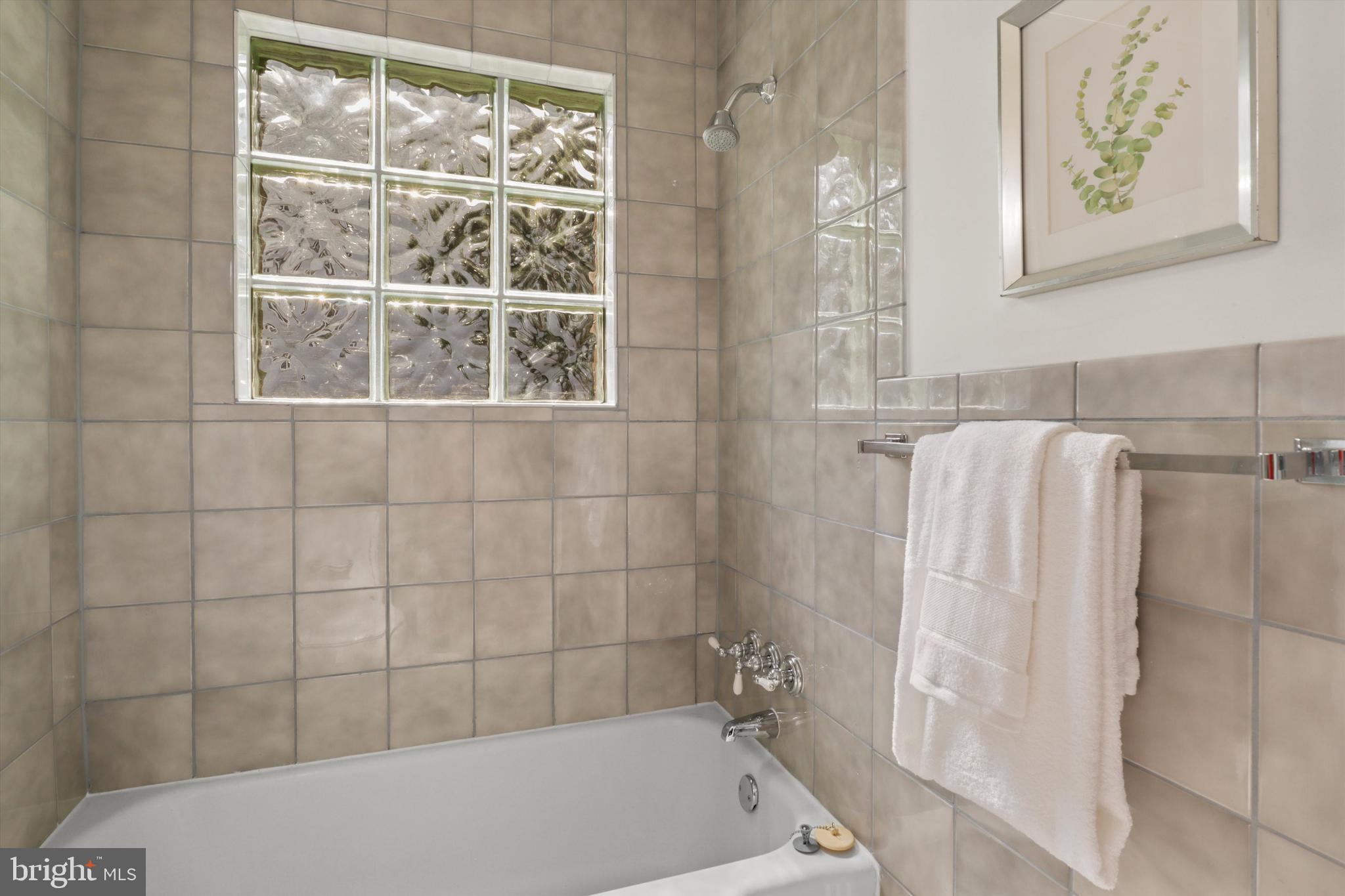 PARKWOOD - Residential