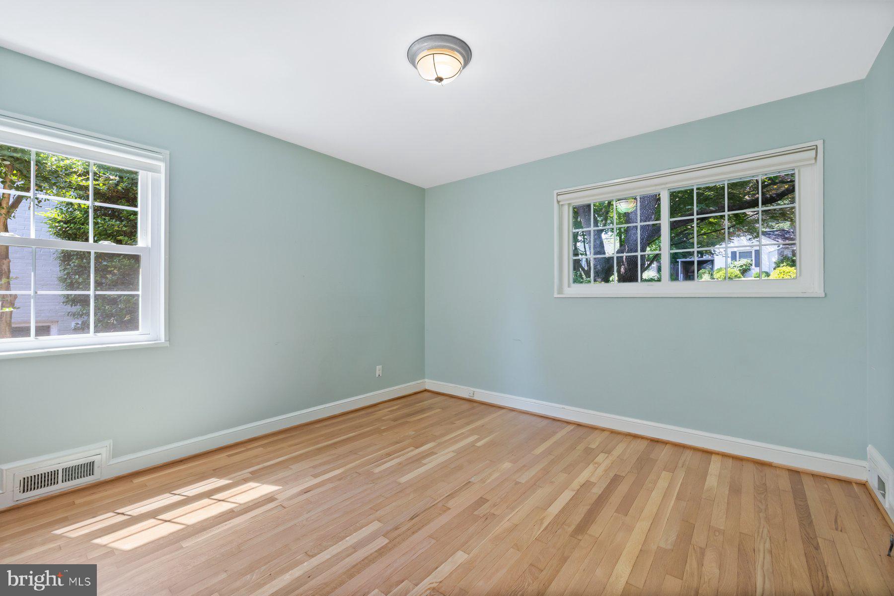 PARKWOOD - Residential