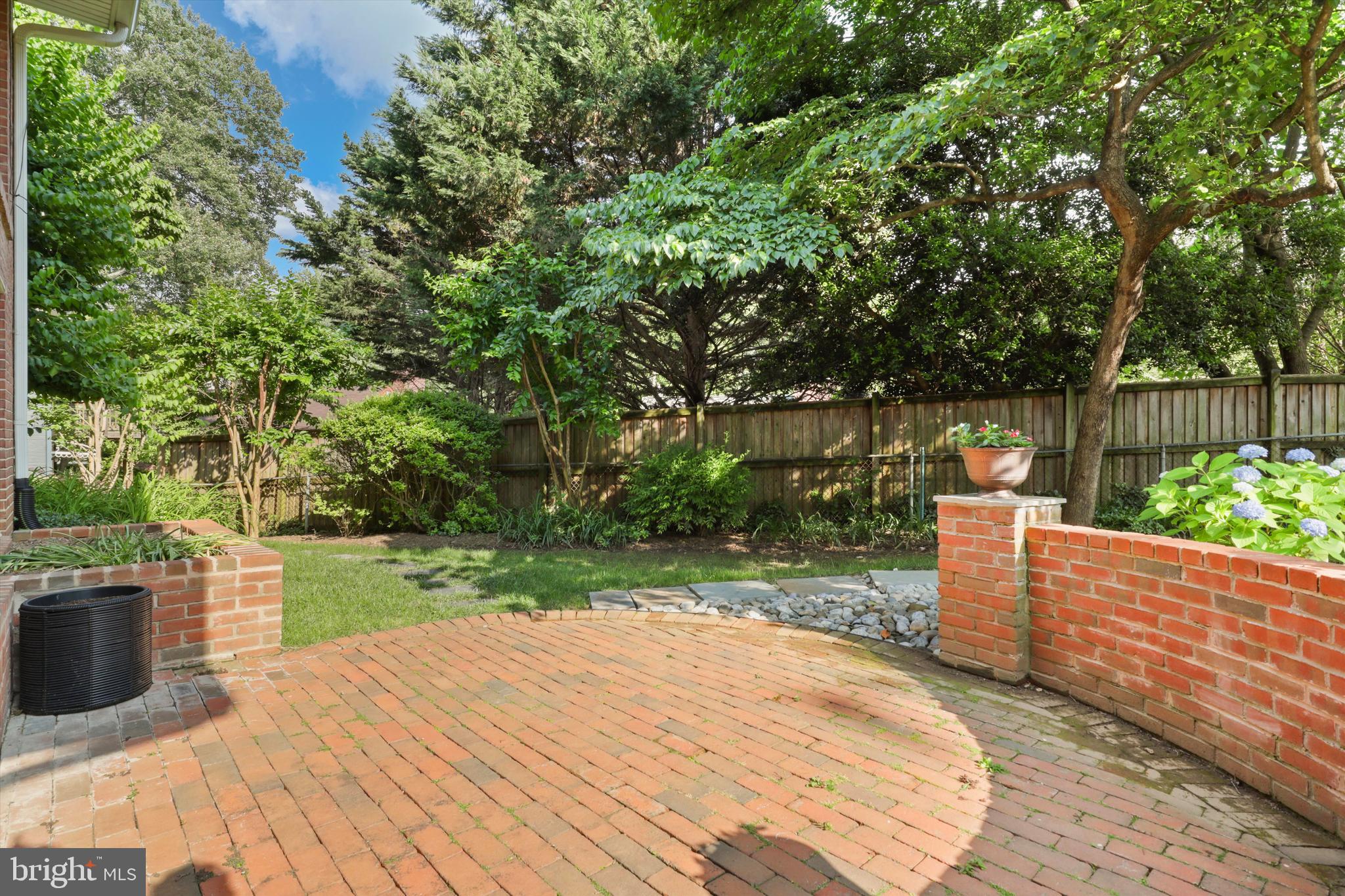 PARKWOOD - Residential