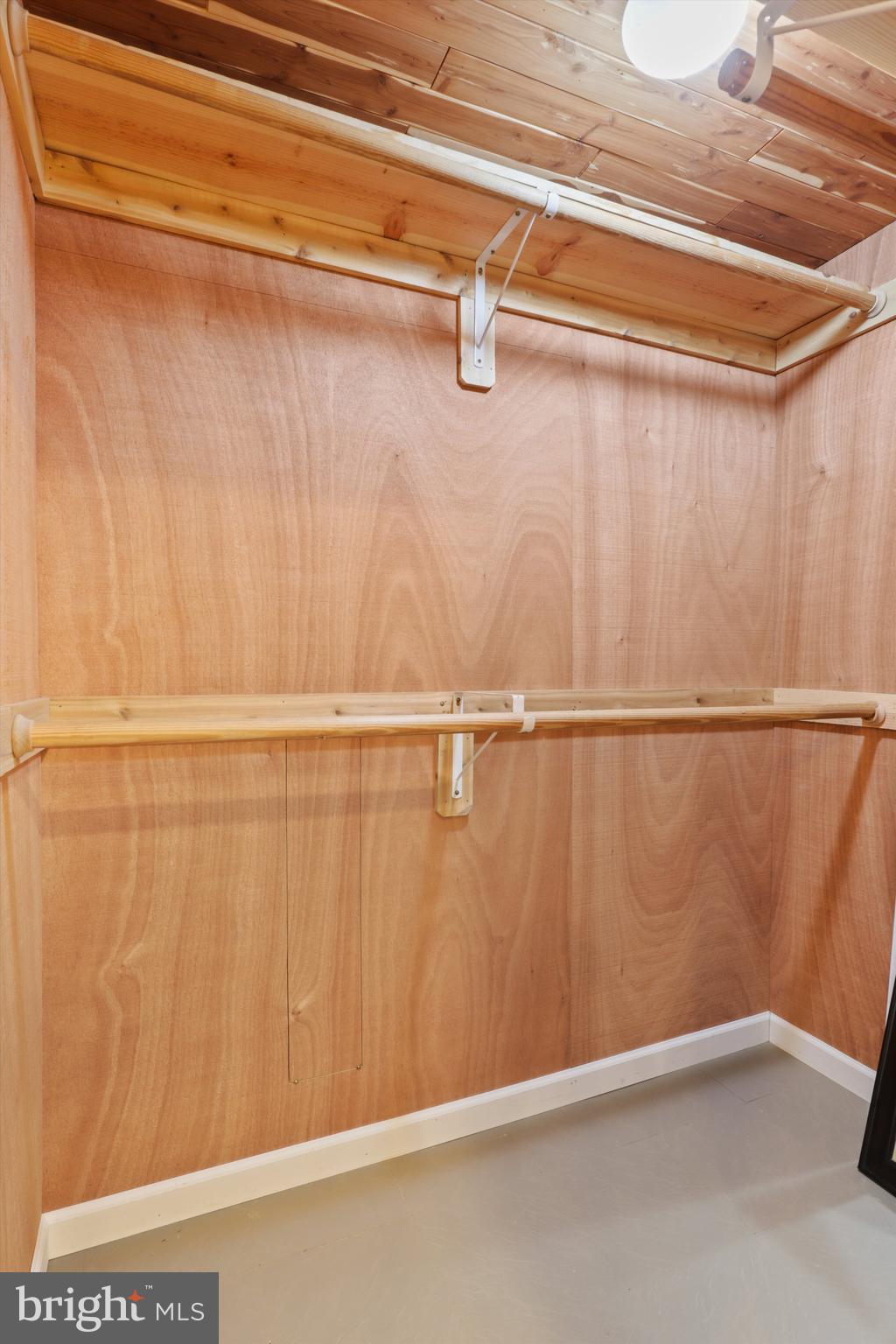 PARKWOOD - Residential