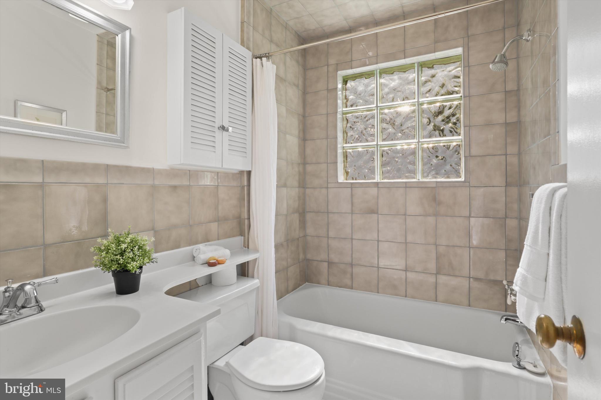 PARKWOOD - Residential