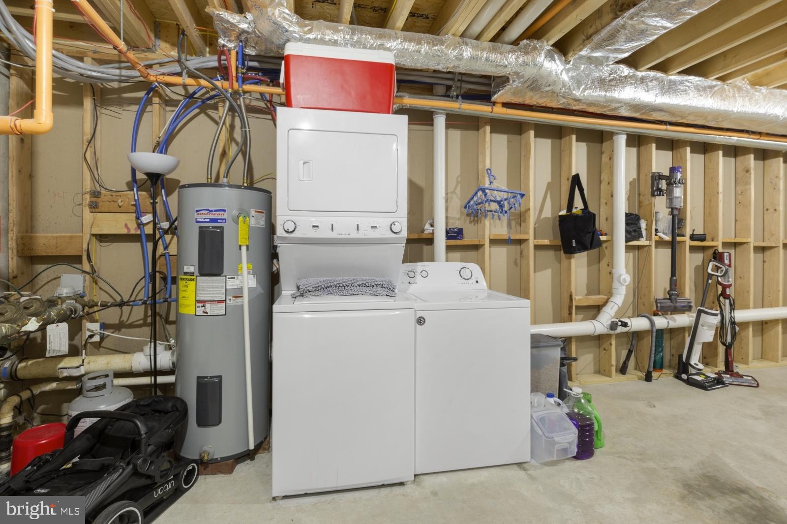 WALNUT HILL - Residential Lease