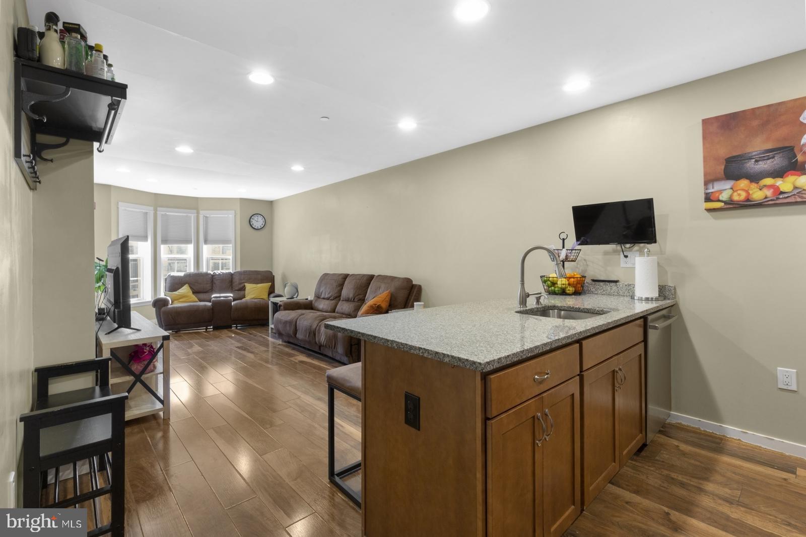 WALNUT HILL - Residential Lease