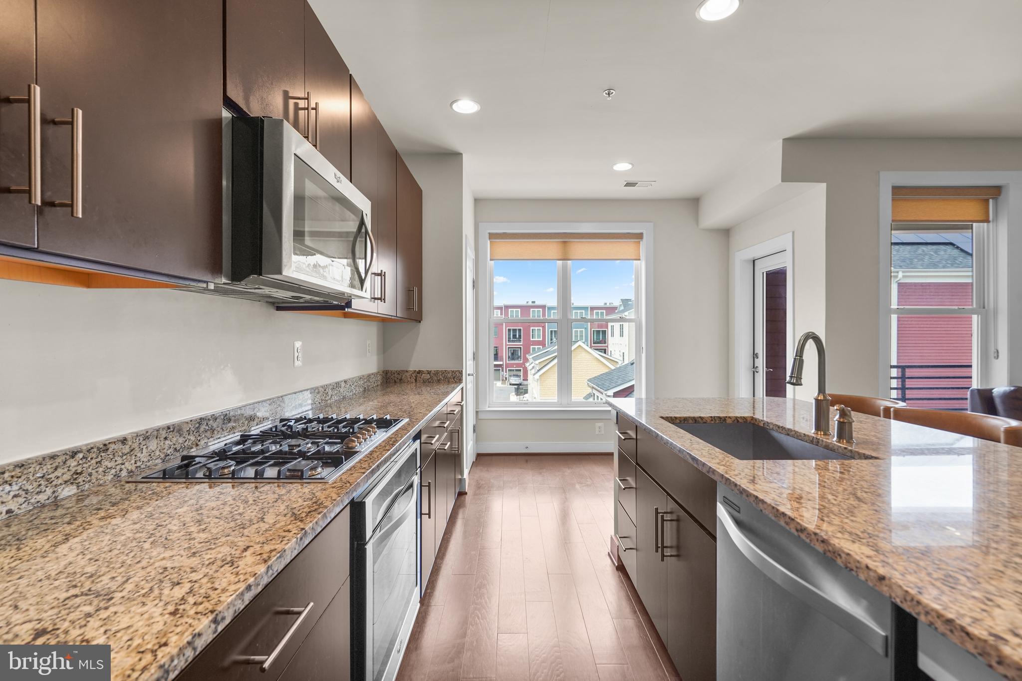 POTOMAC YARD - Residential