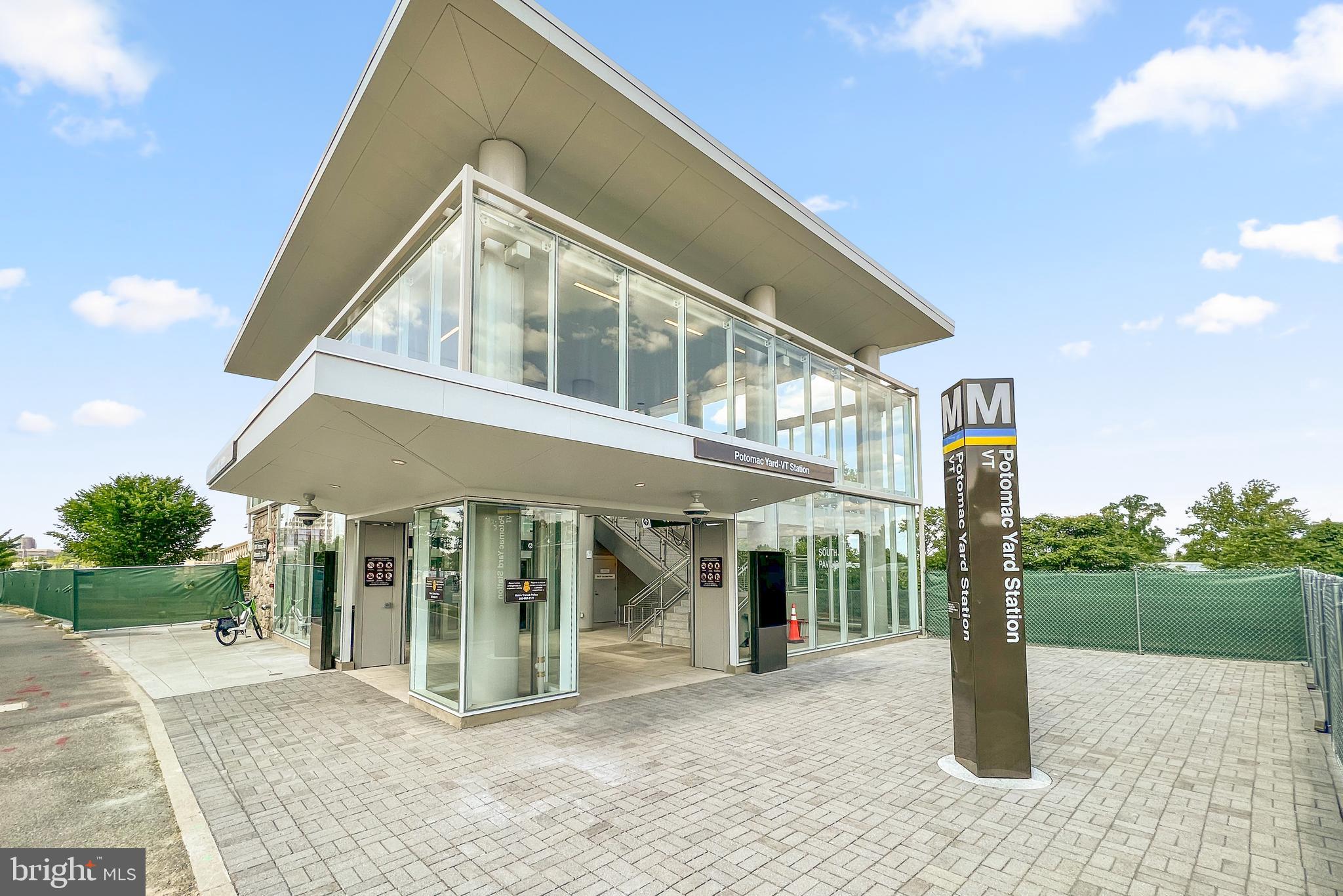 POTOMAC YARD - Residential