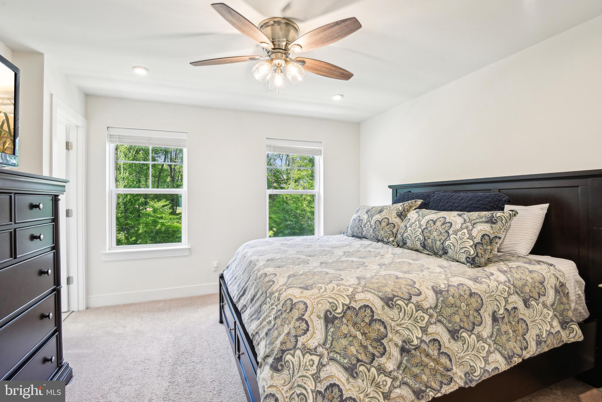 POTOMAC SHORES - Residential