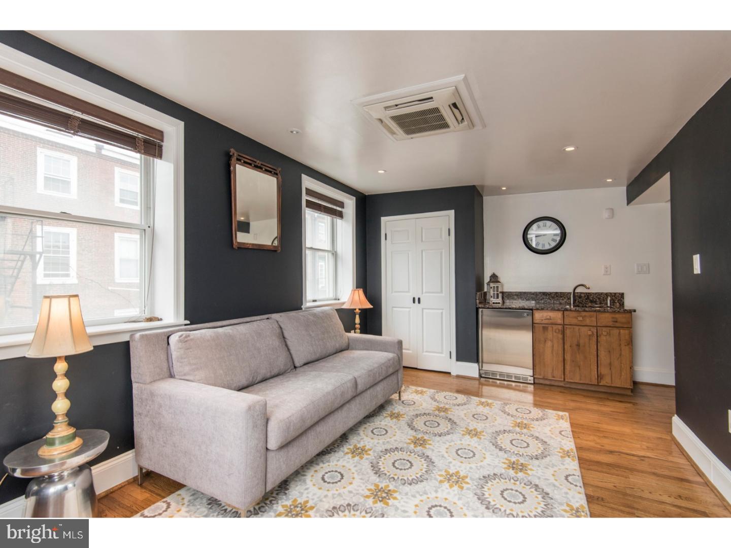 WASHINGTON SQ WEST - Residential