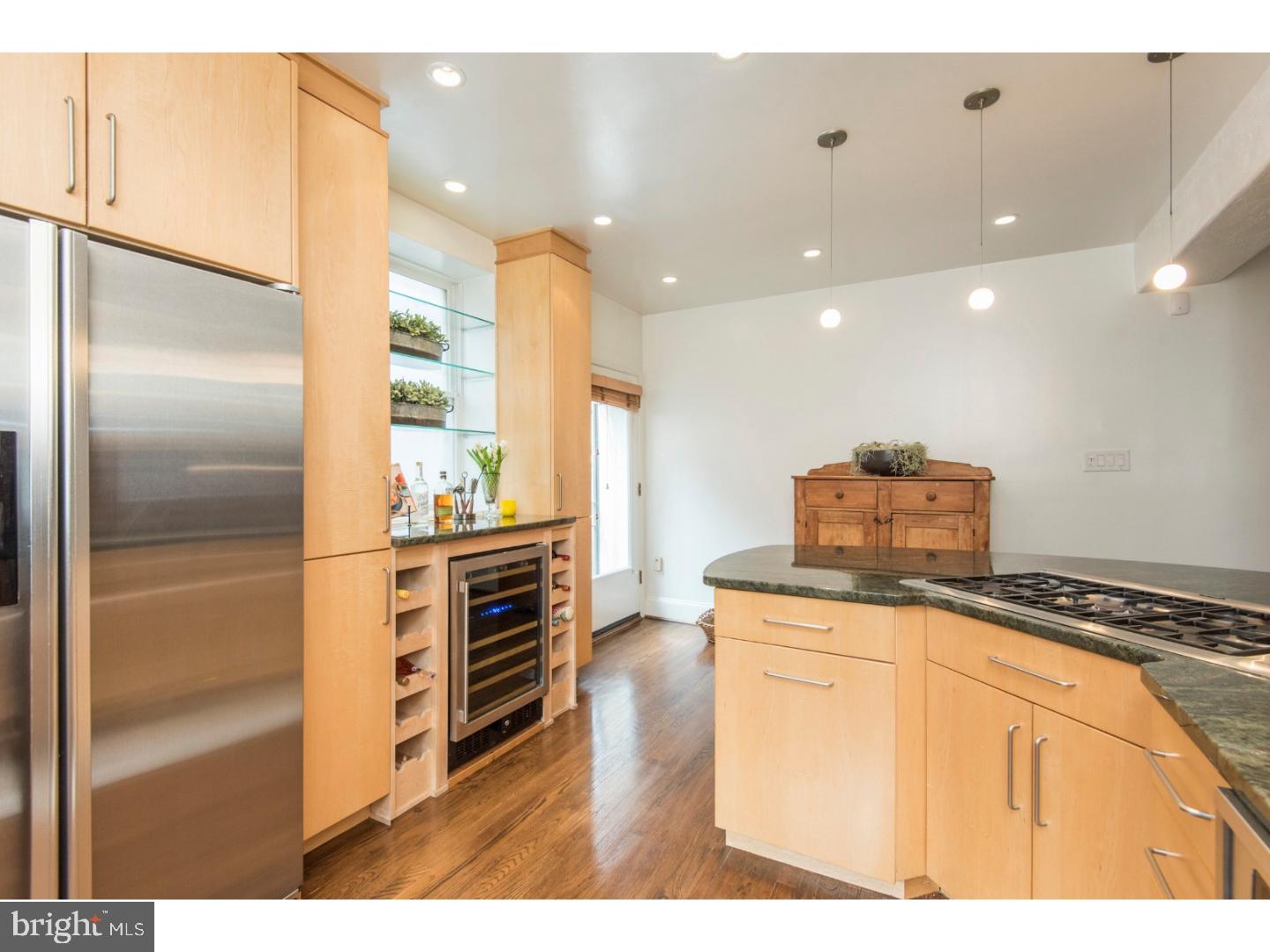 WASHINGTON SQ WEST - Residential