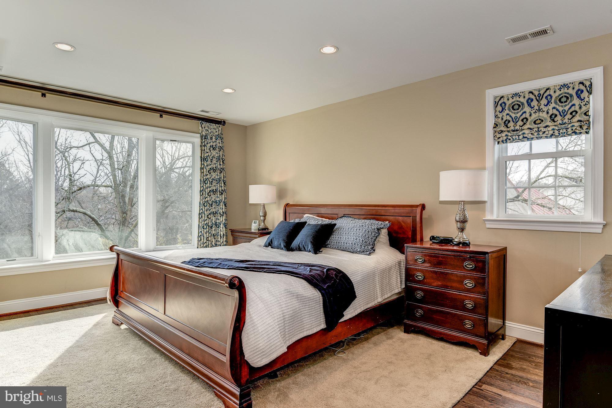DONALDSON RUN - Residential