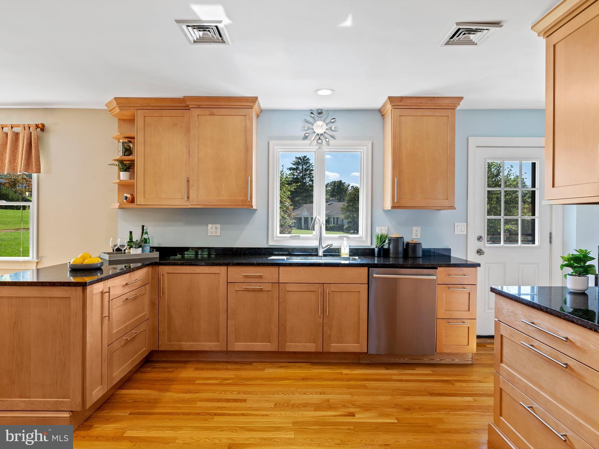 HAMPTON - Residential