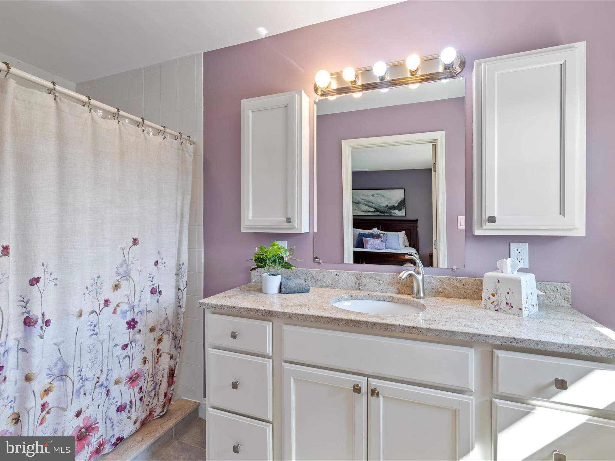 HAMPTON - Residential