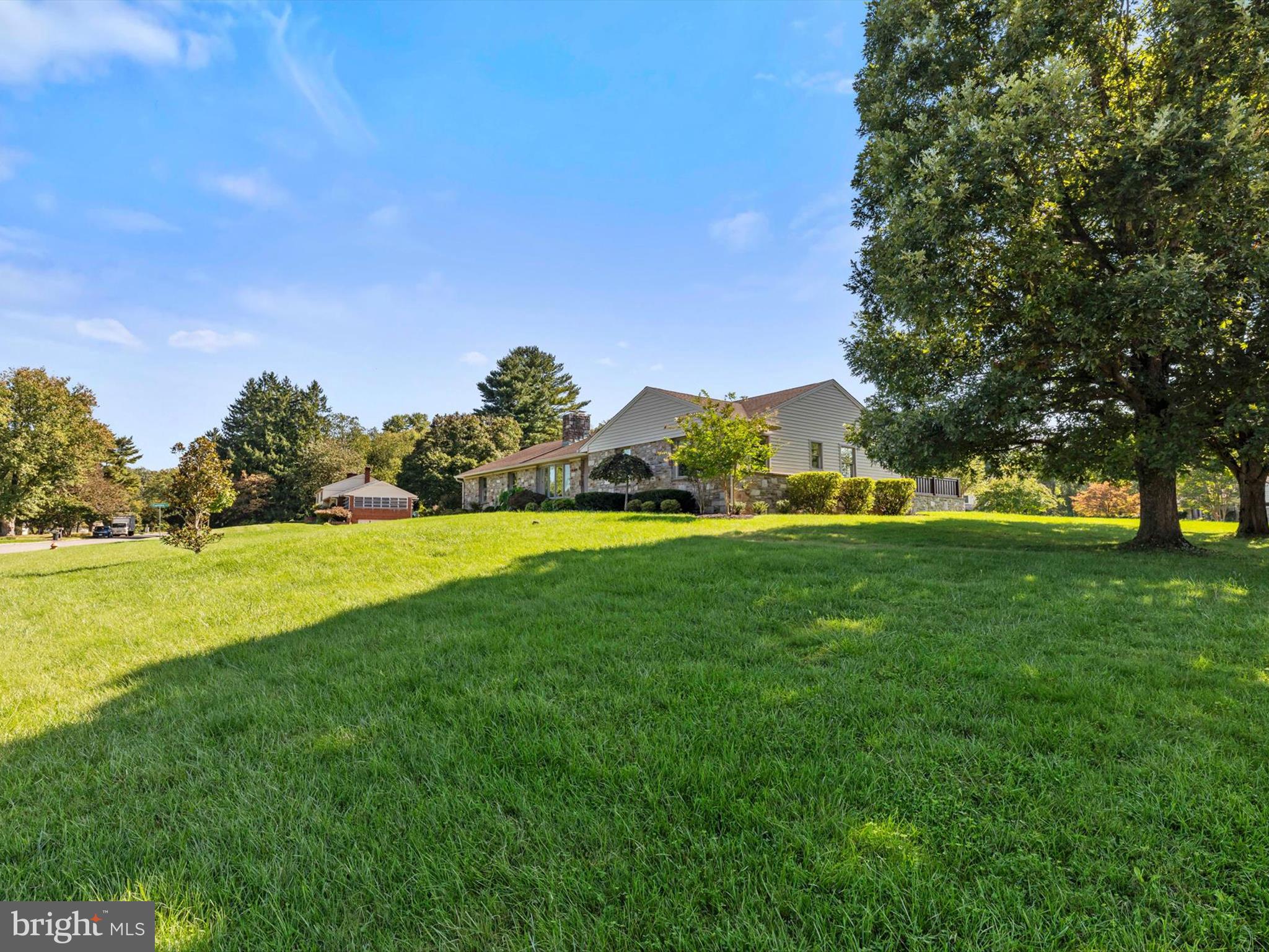 HAMPTON - Residential