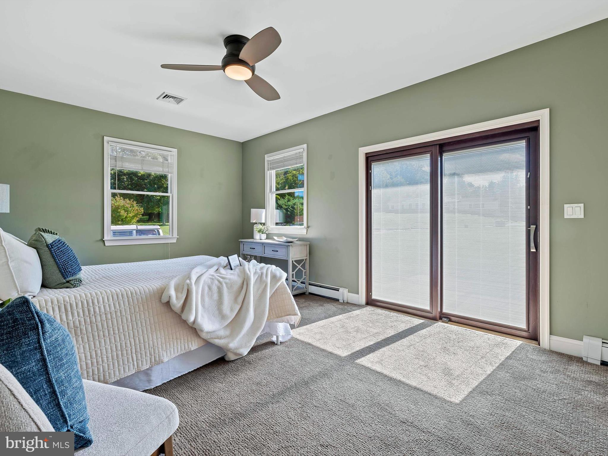 HAMPTON - Residential