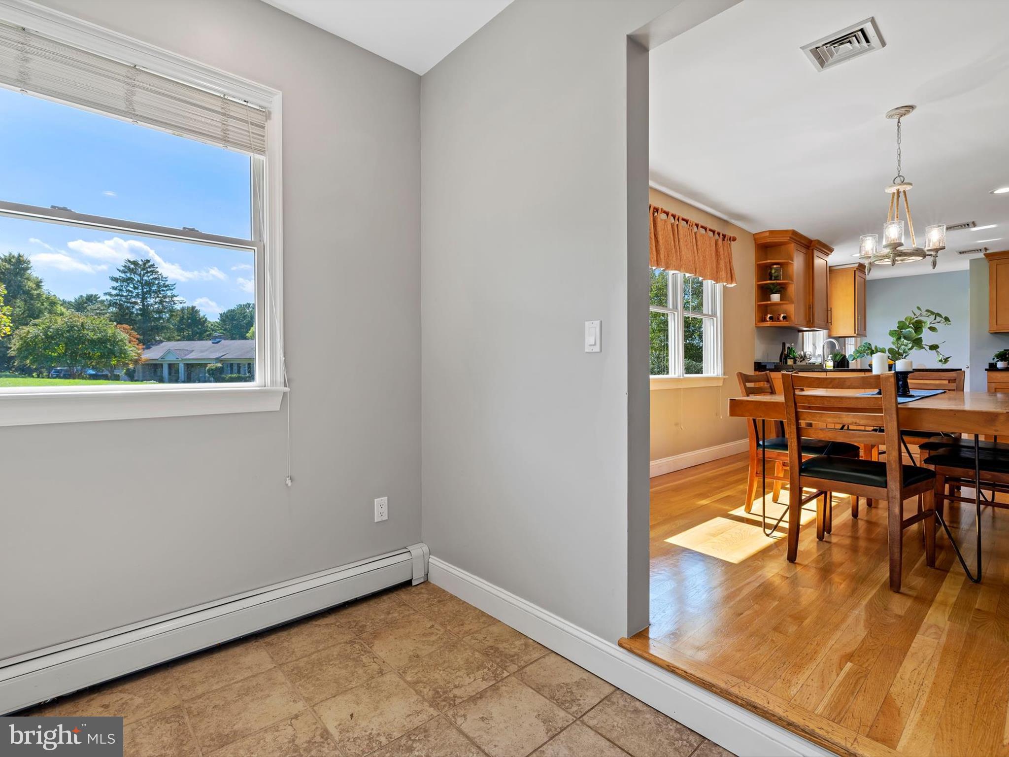 HAMPTON - Residential