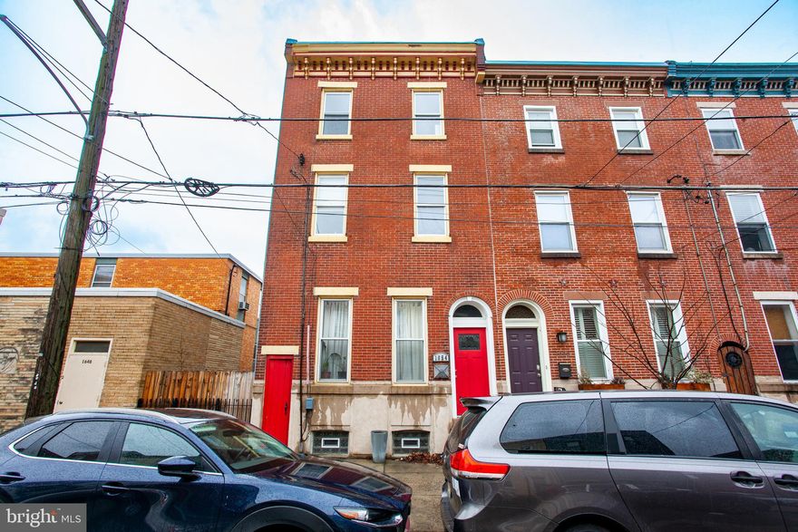 Welcome to this Brick 3 level townhome located in Fishtown!  This home features 5 bedrooms, 2 baths and 3324 Square Feet!  This home features updates throughout with a Living Room with fireplace, Primary Bedroom with walk-in closed and Full bath and fenced back yard.  Close to restaurants, bars and Center City!  A MUST SEE!