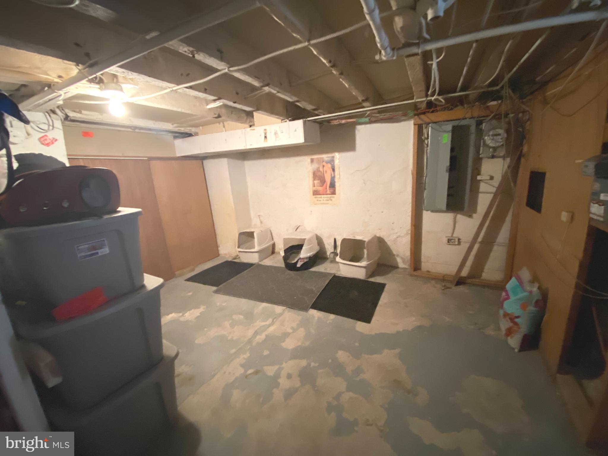 BELLA VISTA - Residential Lease