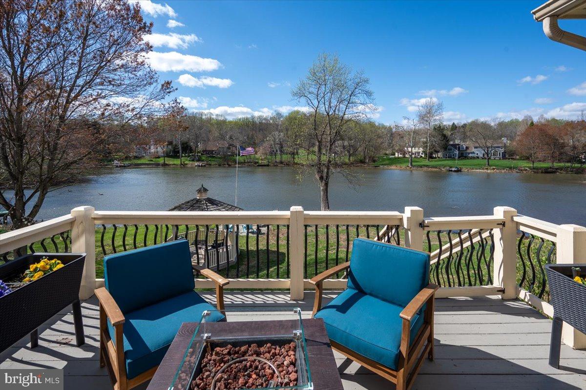 SOMERSET LAKE - Residential