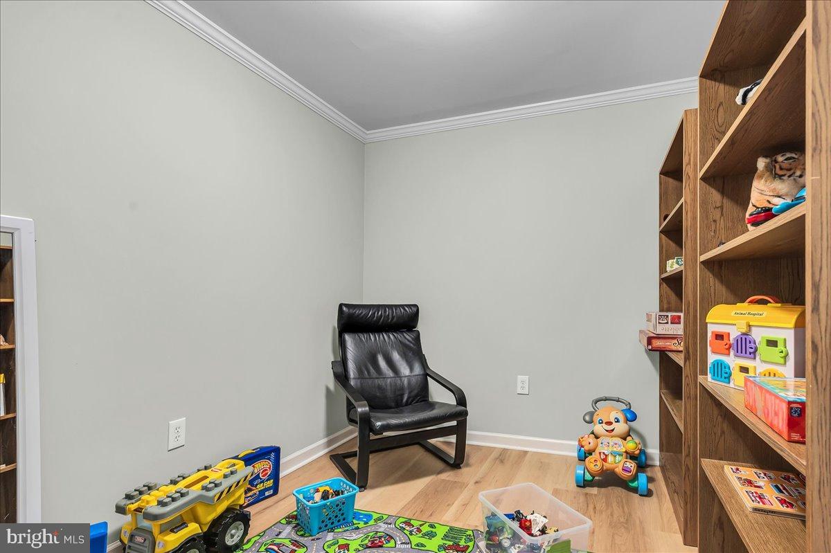 SOMERSET LAKE - Residential