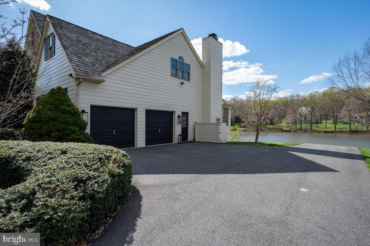 SOMERSET LAKE - Residential