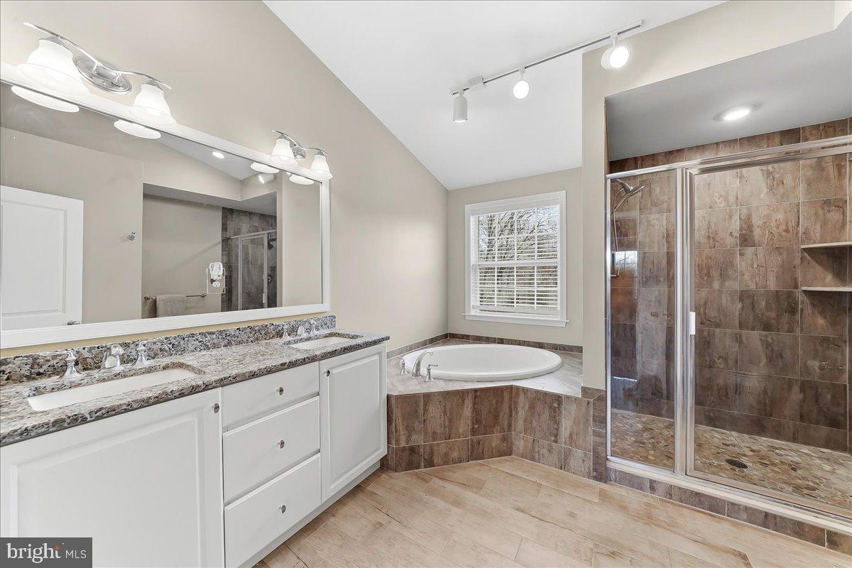 DOYLESTOWN GREENE - Residential