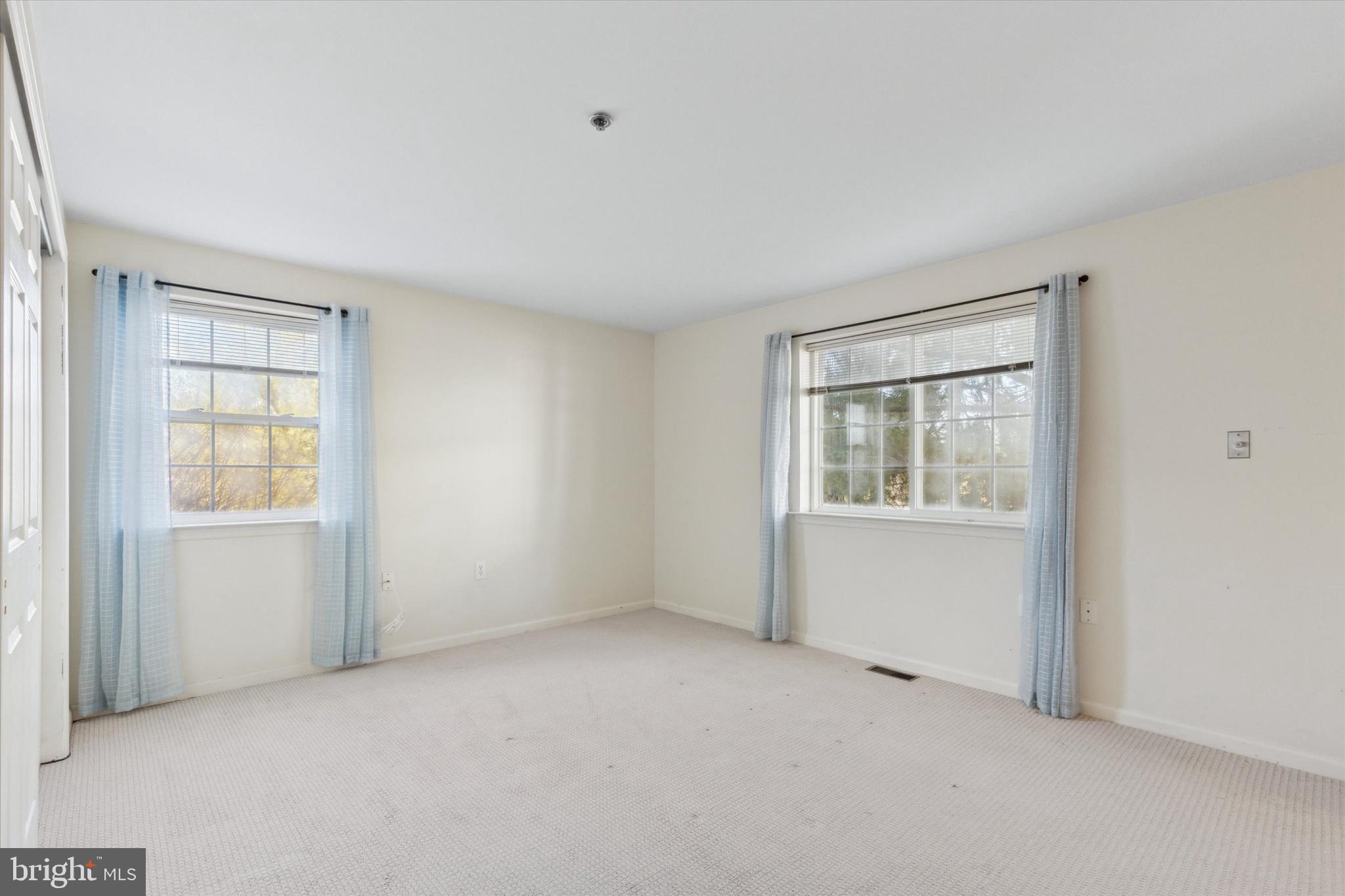 PAOLI POINTE - Residential