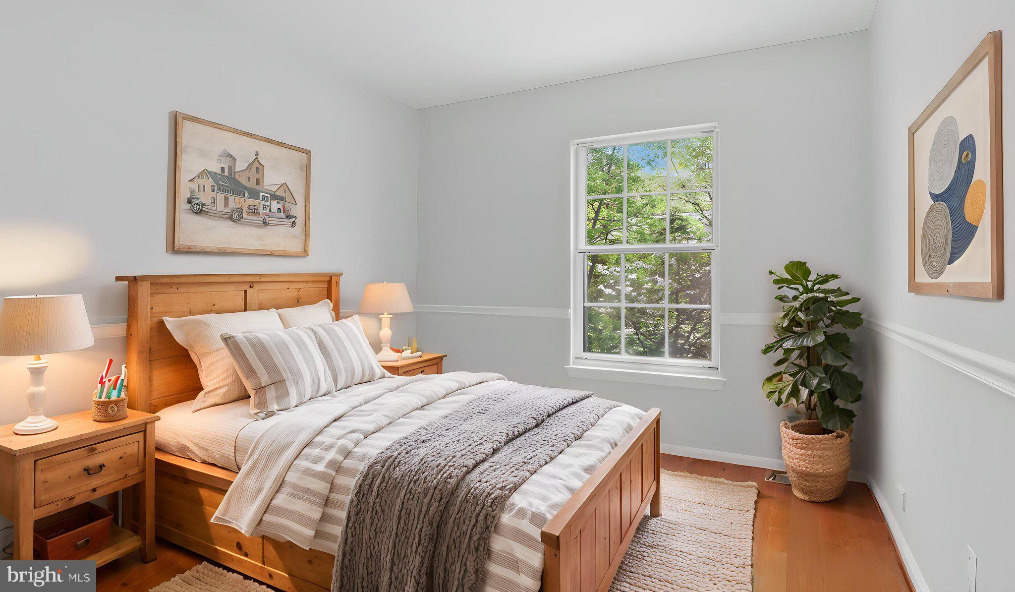 MIRROR RIDGE - Residential